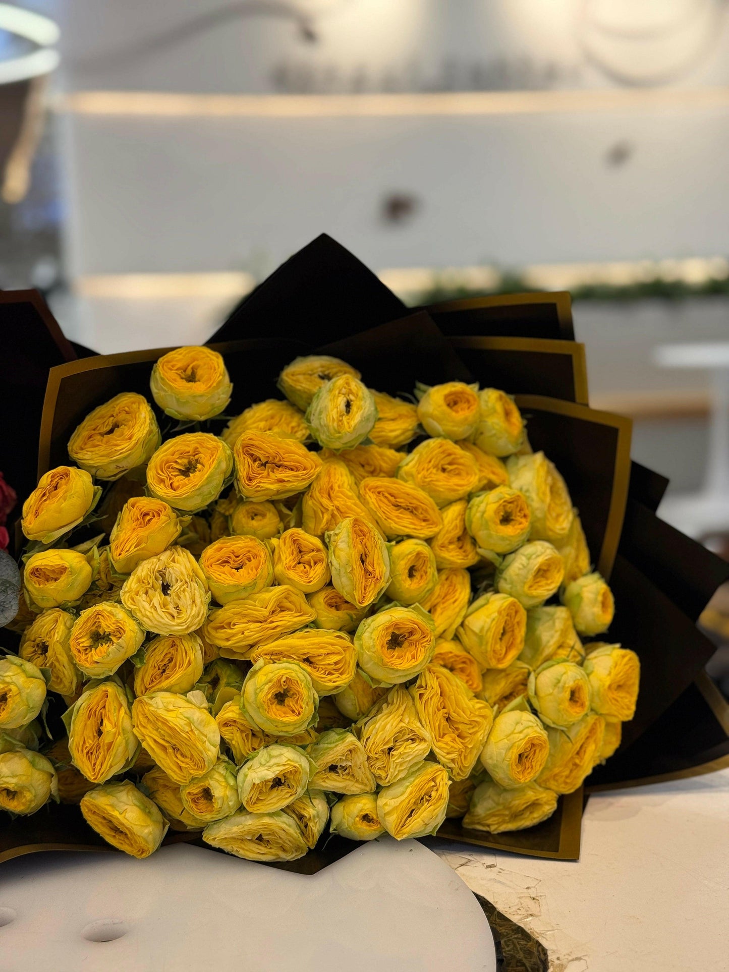 Trendsetter - Rosabella Flowers