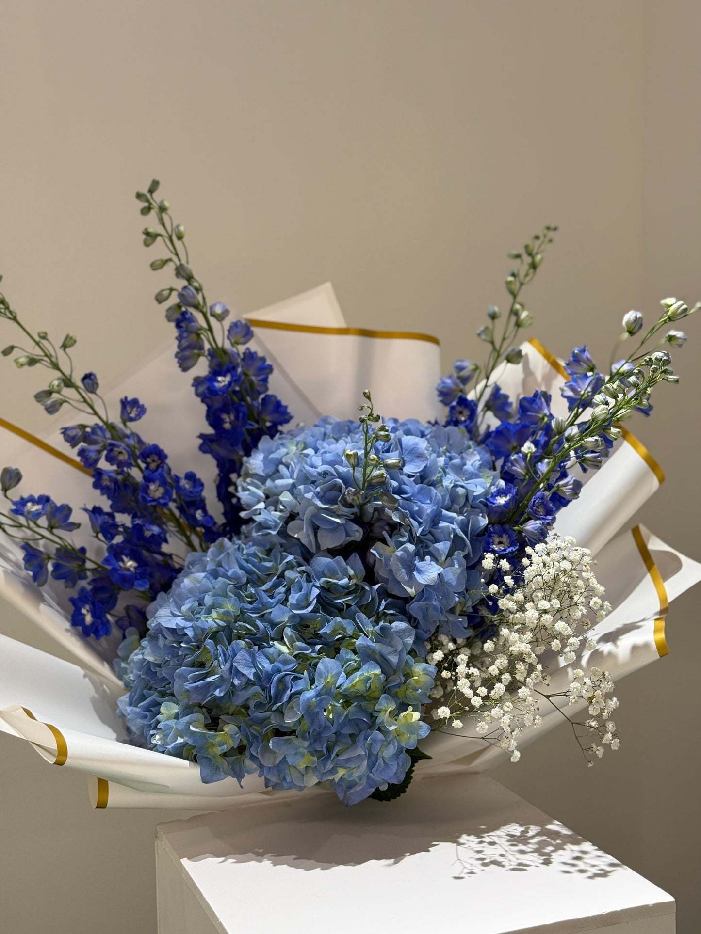 Blue Pearl - Rosabella Flowers