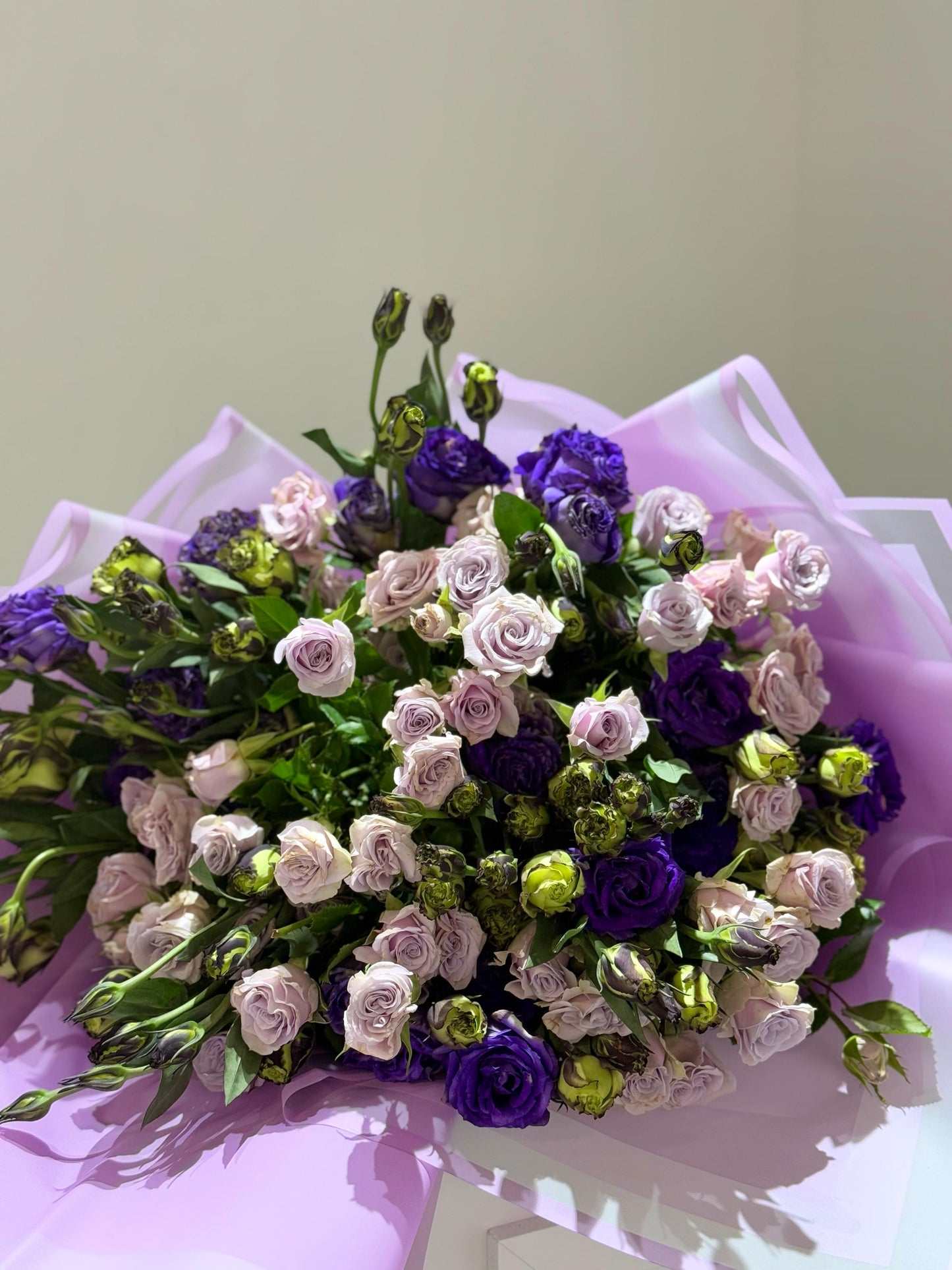 Shadowie - Rosabella Flowers