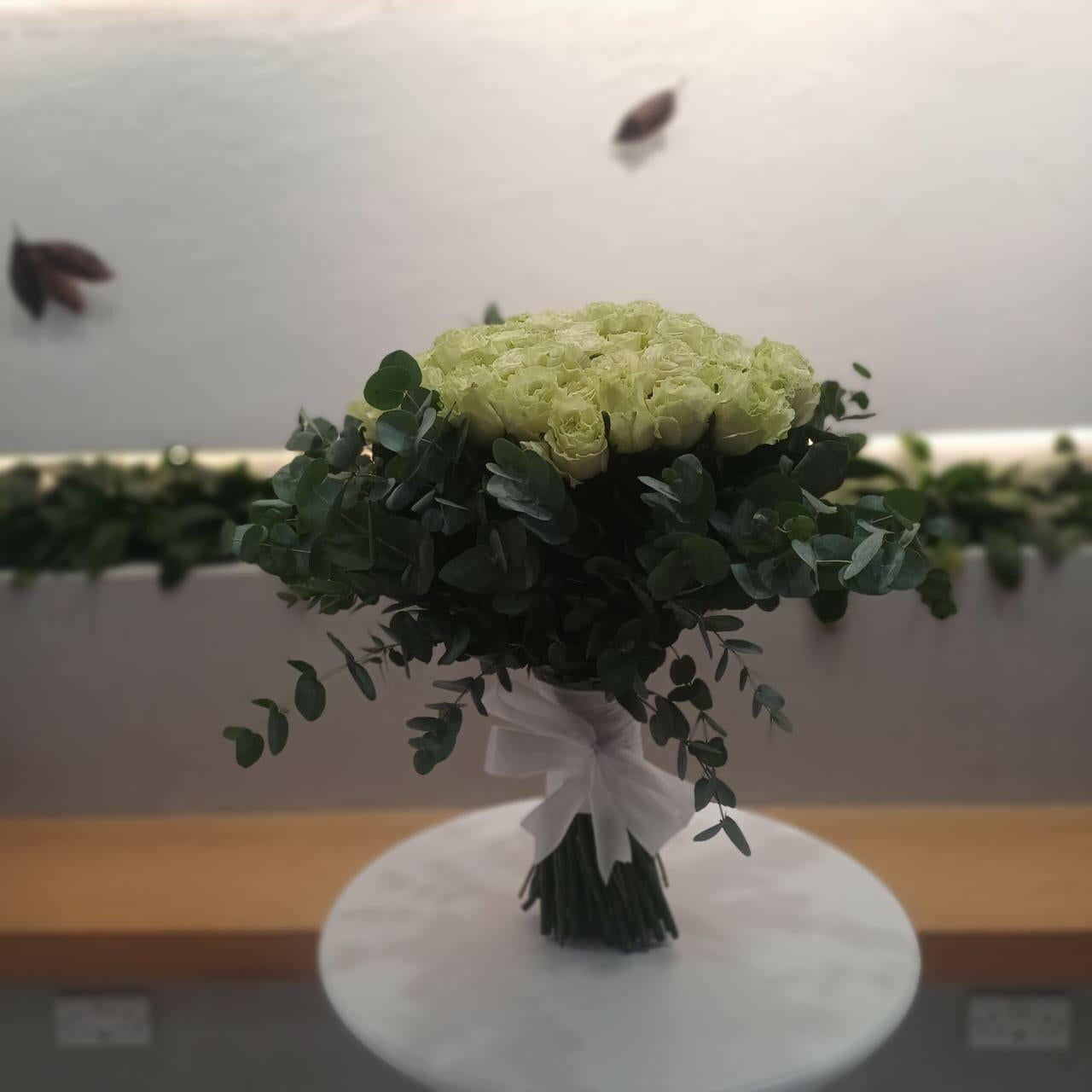 White Rose - American - Rosabella Flowers